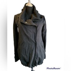 Lululemon wrap snap jacket